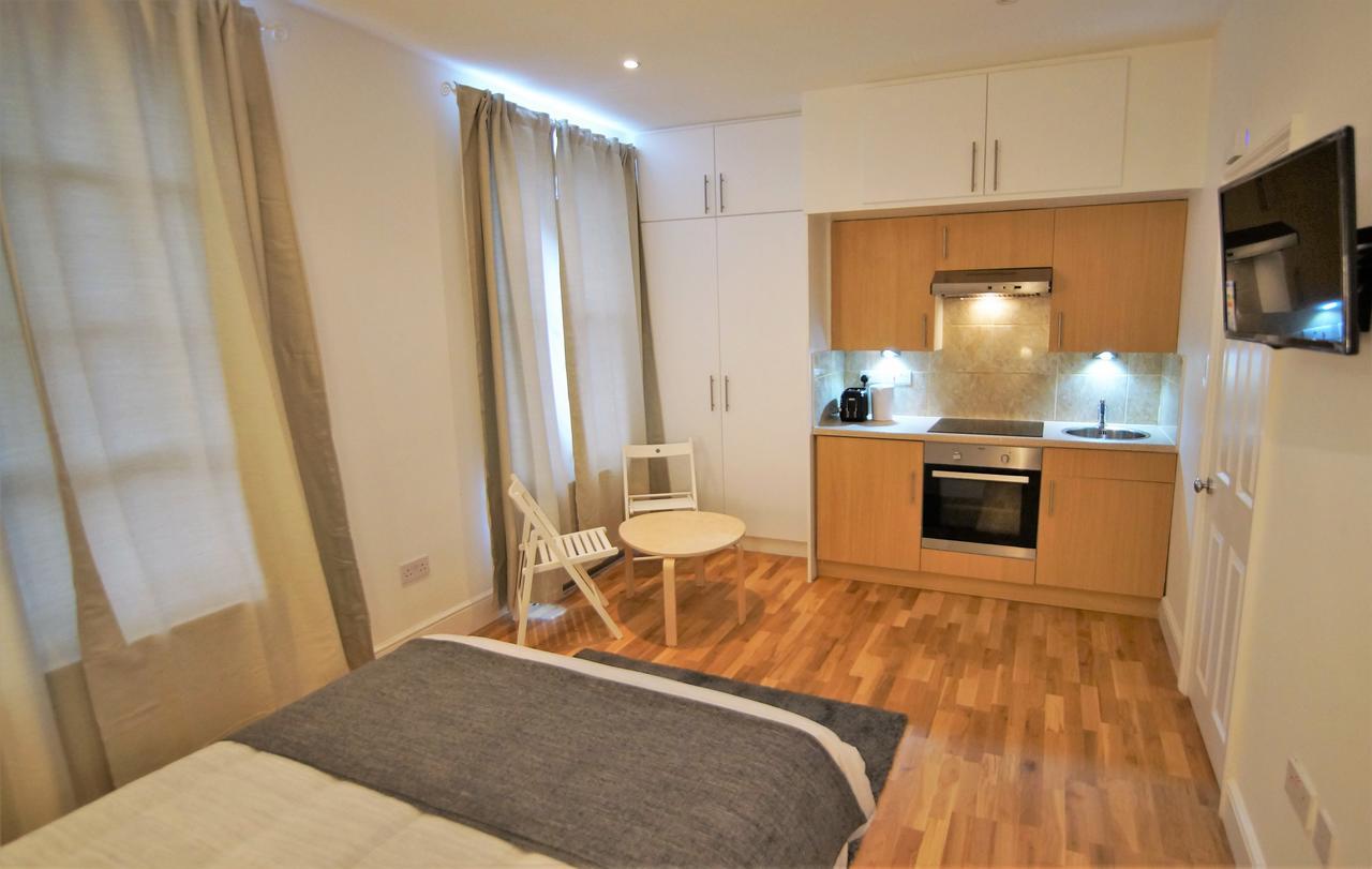 Ifield Road Apartments By Mayfair Stay 런던 외부 사진