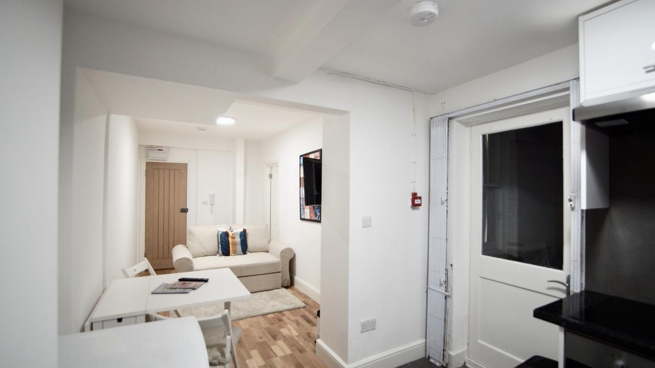 Ifield Road Apartments By Mayfair Stay 런던 외부 사진